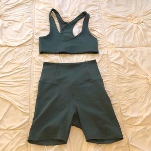 Girlfriend Collective Lola Bra & High FLOAT Rise Run Short XXS